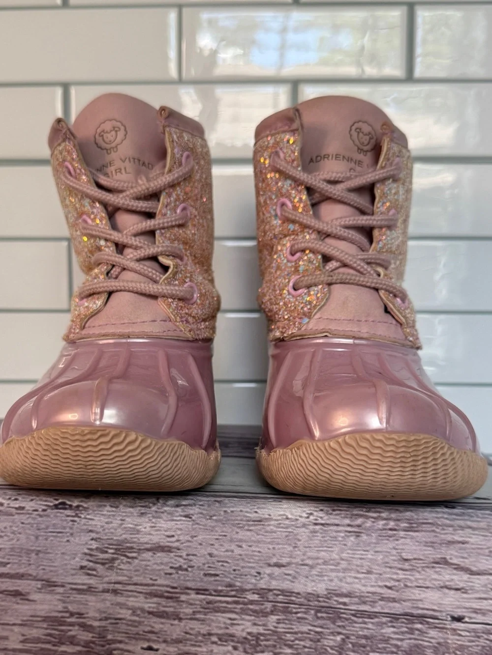 Adrienne Vittadini Girl-Glitter ✨duck boots girls size 12